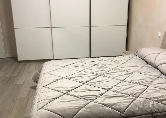 White House * Verona